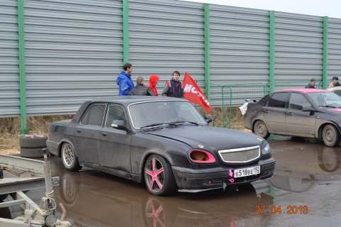 Дрифт в нижнем Toyota Soarer Твинтуха ›