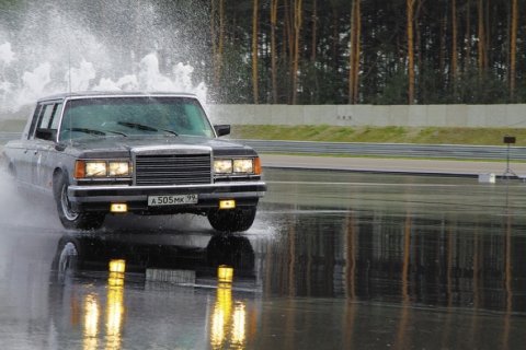 Три серьезных буквы — Авторевю вождению автомотоклуба ФСО